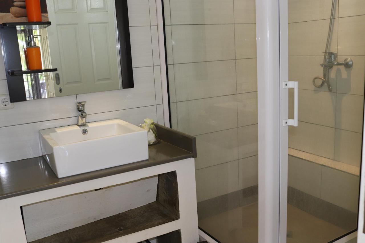 Seacret Bay Apartment Pereybere Beach Bagian luar foto