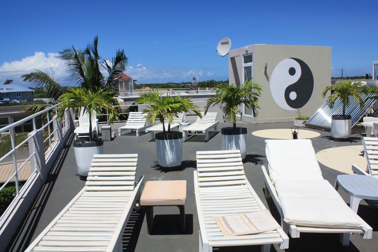Seacret Bay Apartment Pereybere Beach Bagian luar foto