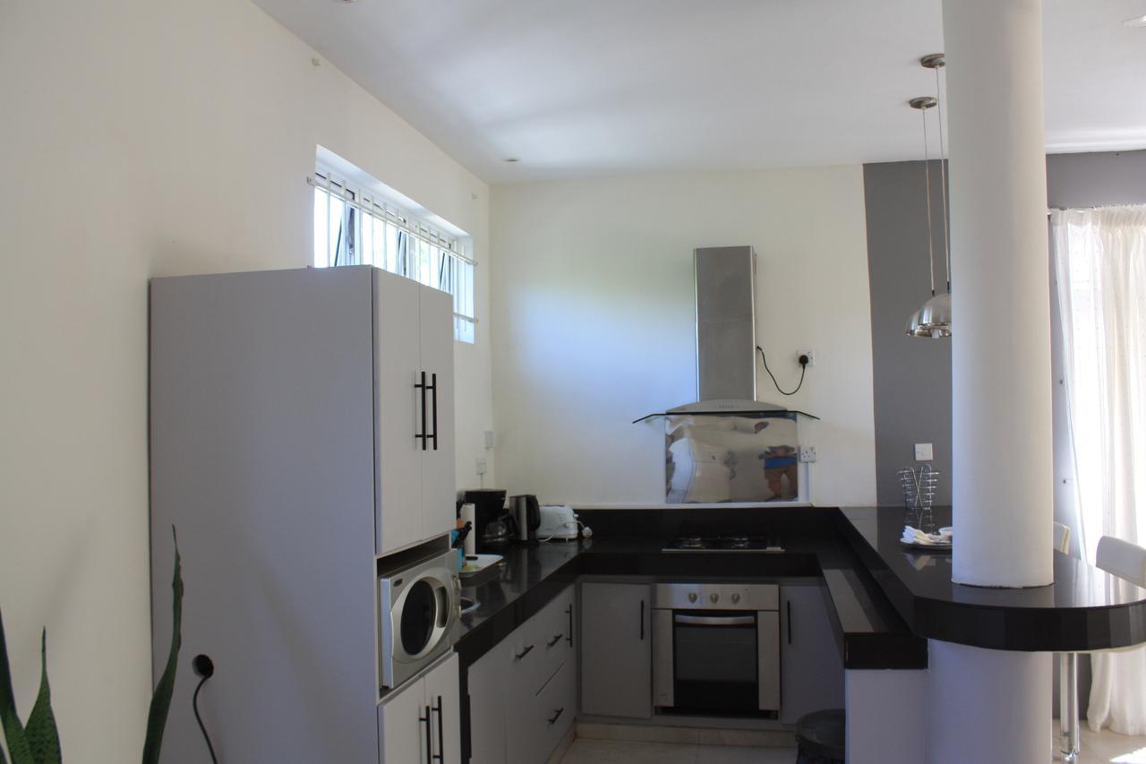 Seacret Bay Apartment Pereybere Beach Bagian luar foto