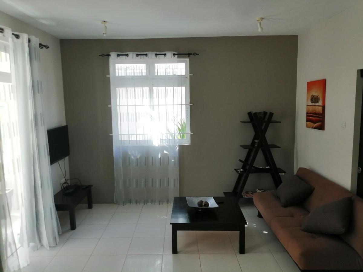 Seacret Bay Apartment Pereybere Beach Bagian luar foto
